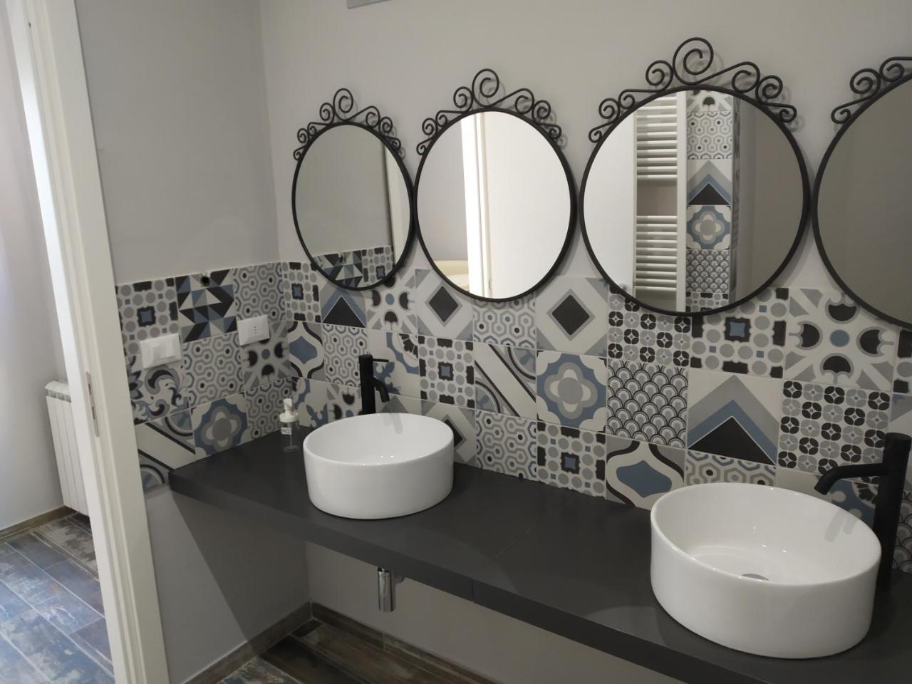 Dimora "I Santi Patroni" Aparthotel Lecce Exterior foto