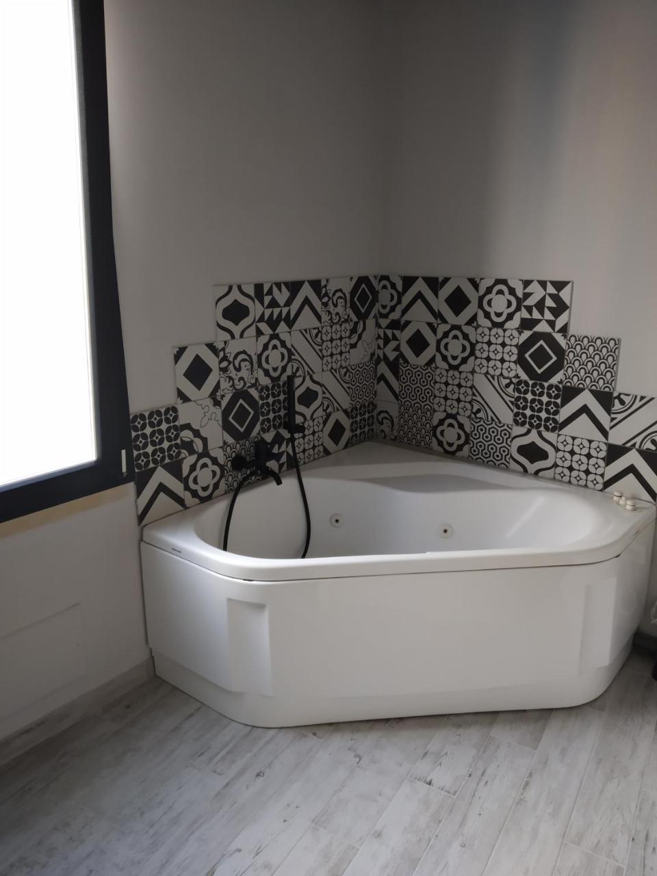 Dimora "I Santi Patroni" Aparthotel Lecce Exterior foto